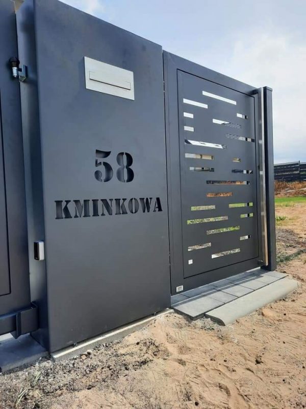 МЕТАЛЕВІ СТОВПЧИКИ ОГОРОЖІ 