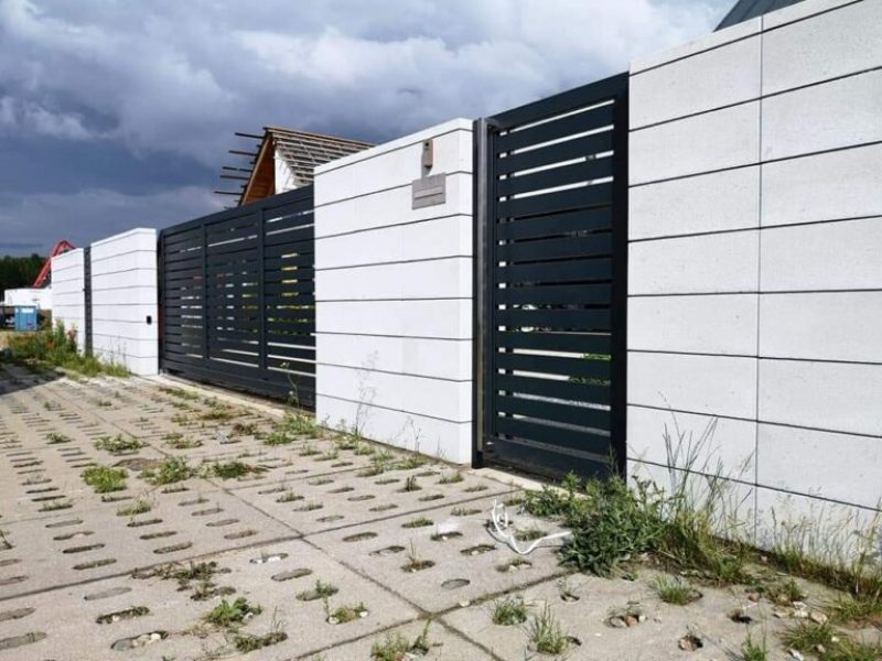 МЕТАЛЕВІ ОГОРОЖІ 