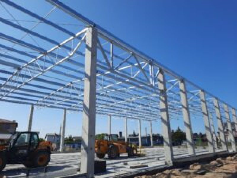 СТАЛЕВІ ХАЛИ 