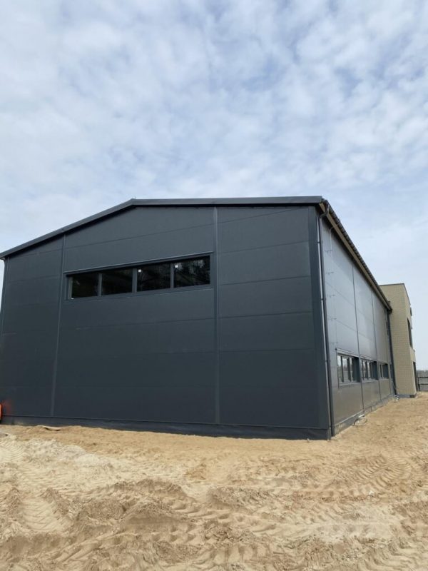 СТАЛЕВІ ХАЛИ 