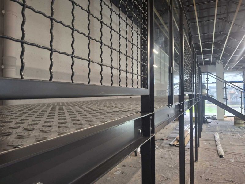 СТАЛЕВІКОНСТРУКЦІЇ