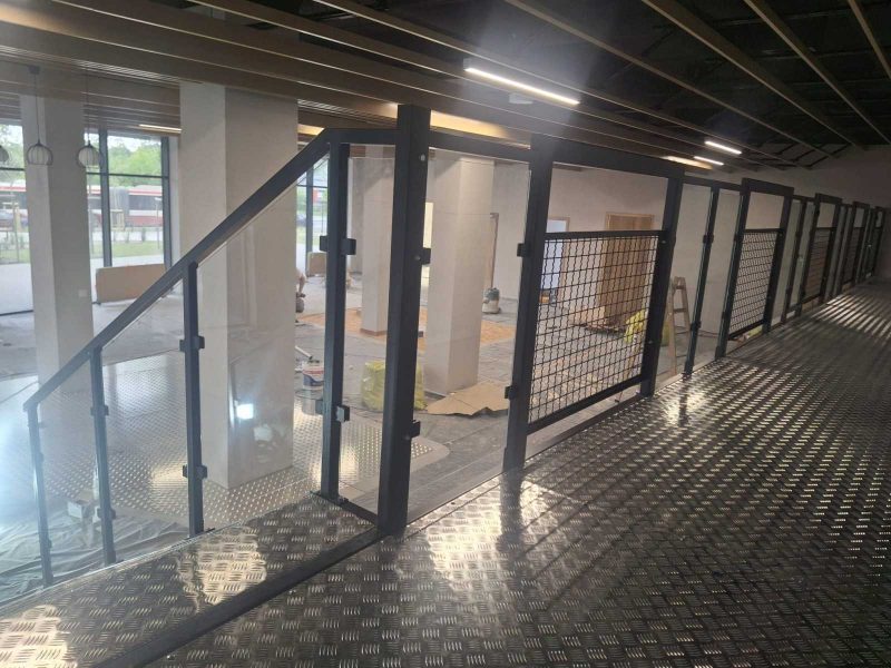 МАЛОГАБАРИТНІ СТАЛЕВІ КОНСТРУКЦІЇ 