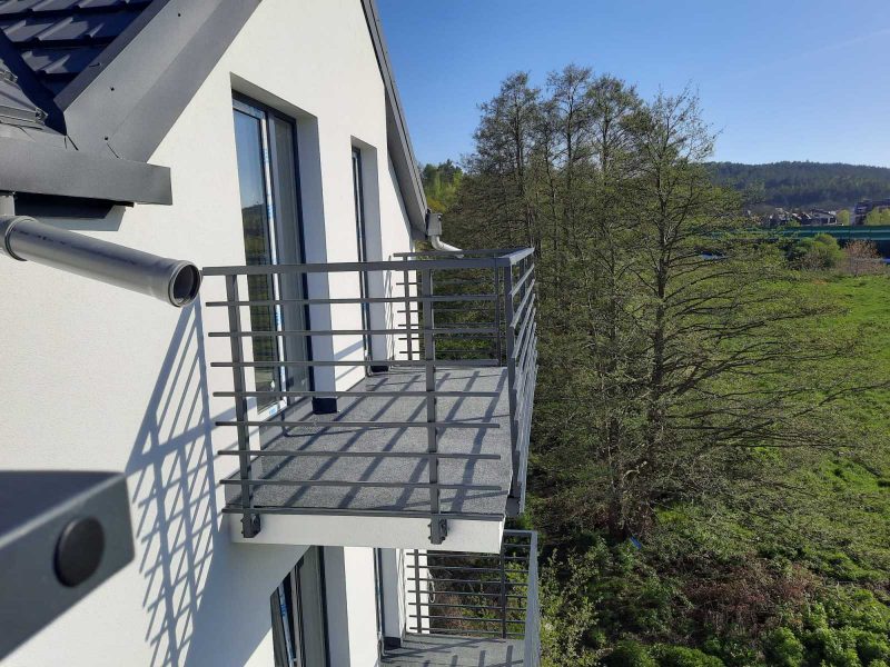 МЕТАЛЕВІ БАЛКОННІ БАЛЮСТРАДИ 