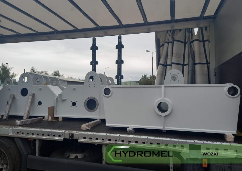 СТАЛЕВІКОНСТРУКЦІЇ